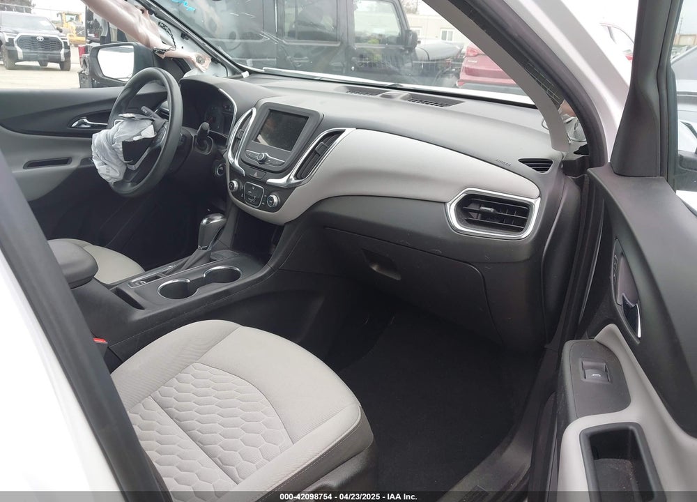 2019 CHEVROLET EQUINOX LS VIN: 2GNAXHEV5K6196375