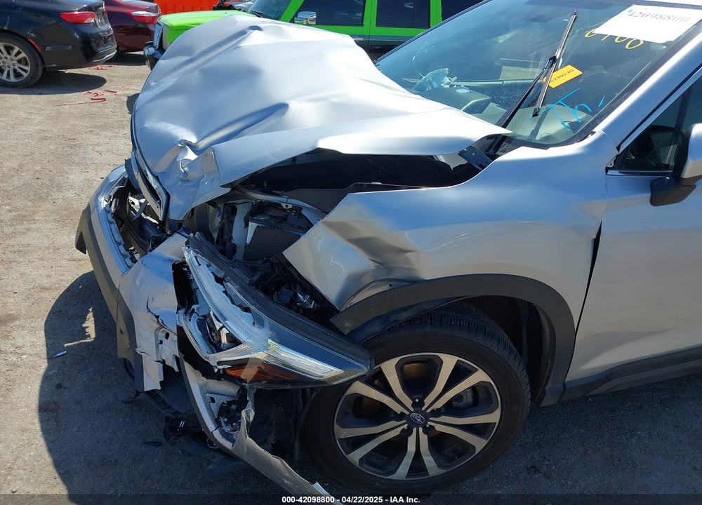 2019 SUBARU FORESTER VIN: JF2SKAUC2KH418188