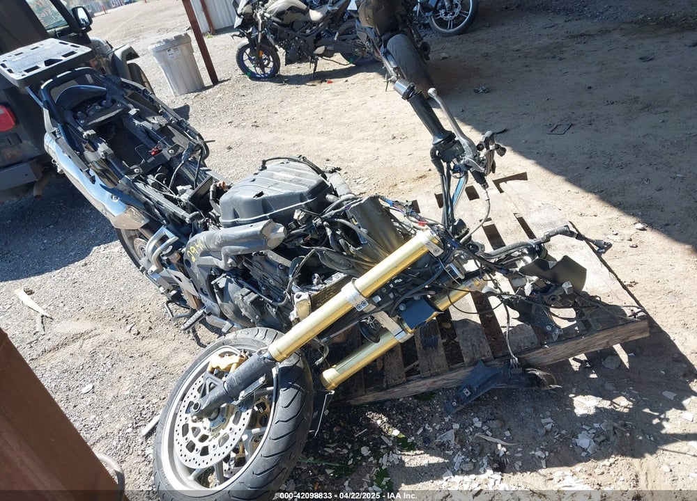 2010 TRIUMPH MOTORCYCLE TIGER ABS VIN: SMT701PD9AT449997