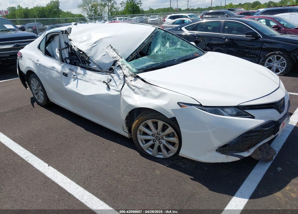 2020 TOYOTA CAMRY LE VIN: 4T1C11AK7LU313359