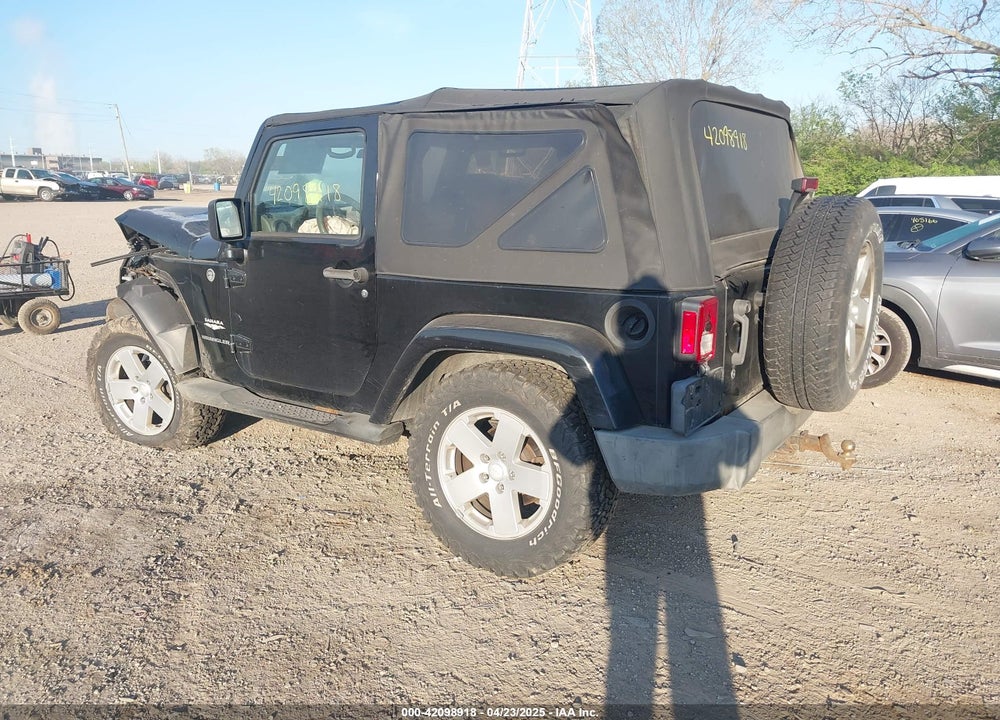 2007 JEEP WRANGLER SAHARA VIN: 1J4FA54167L204991