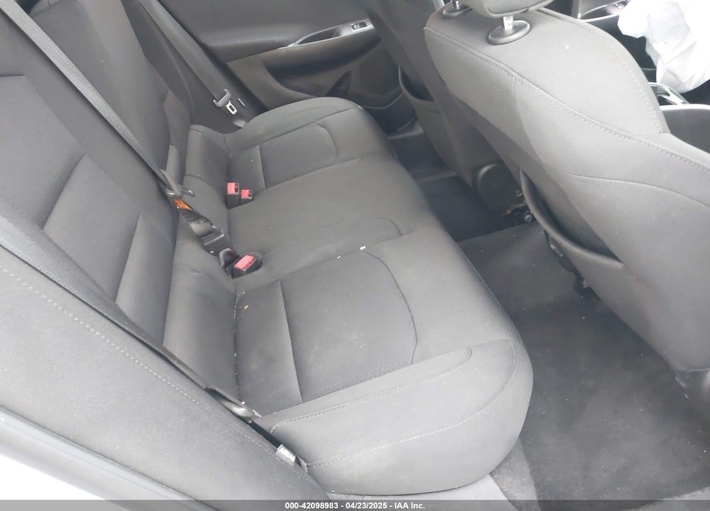 2018 CHEVROLET MALIBU LT VIN: 1G1ZD5ST9JF249615