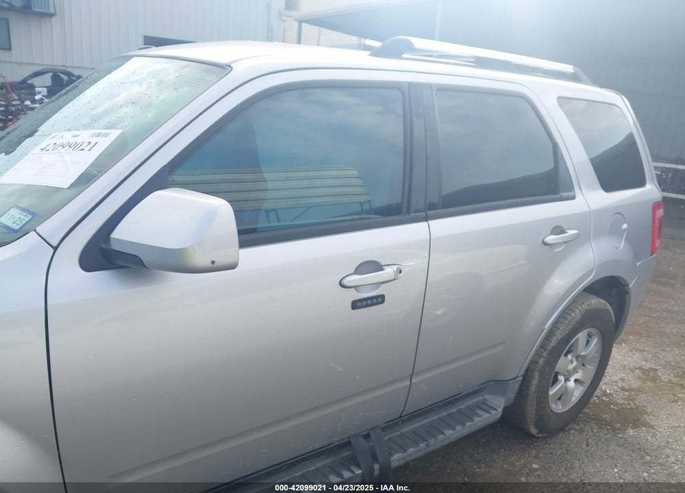 2011 FORD ESCAPE VIN: 1FMCU0EG8BKA38053