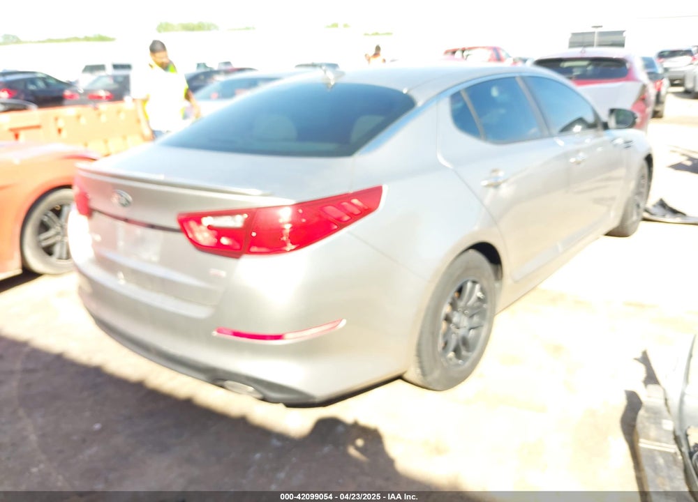 2015 KIA OPTIMA VIN: KNAGM4A71F5545591