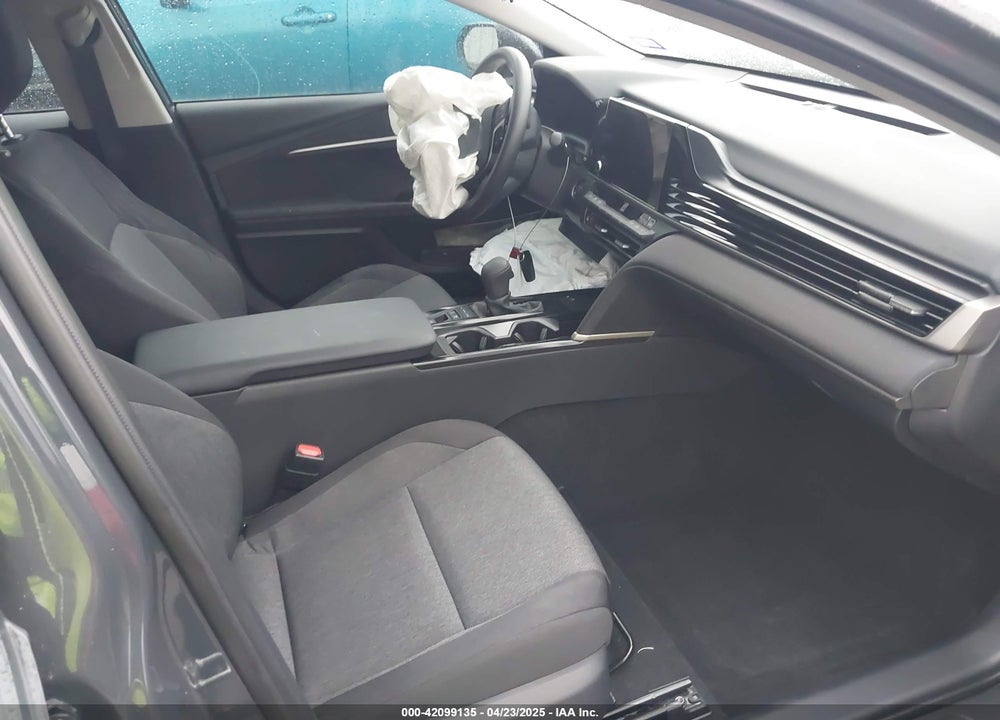 2025 TOYOTA CAMRY VIN: 4T1DAACK7SU516705