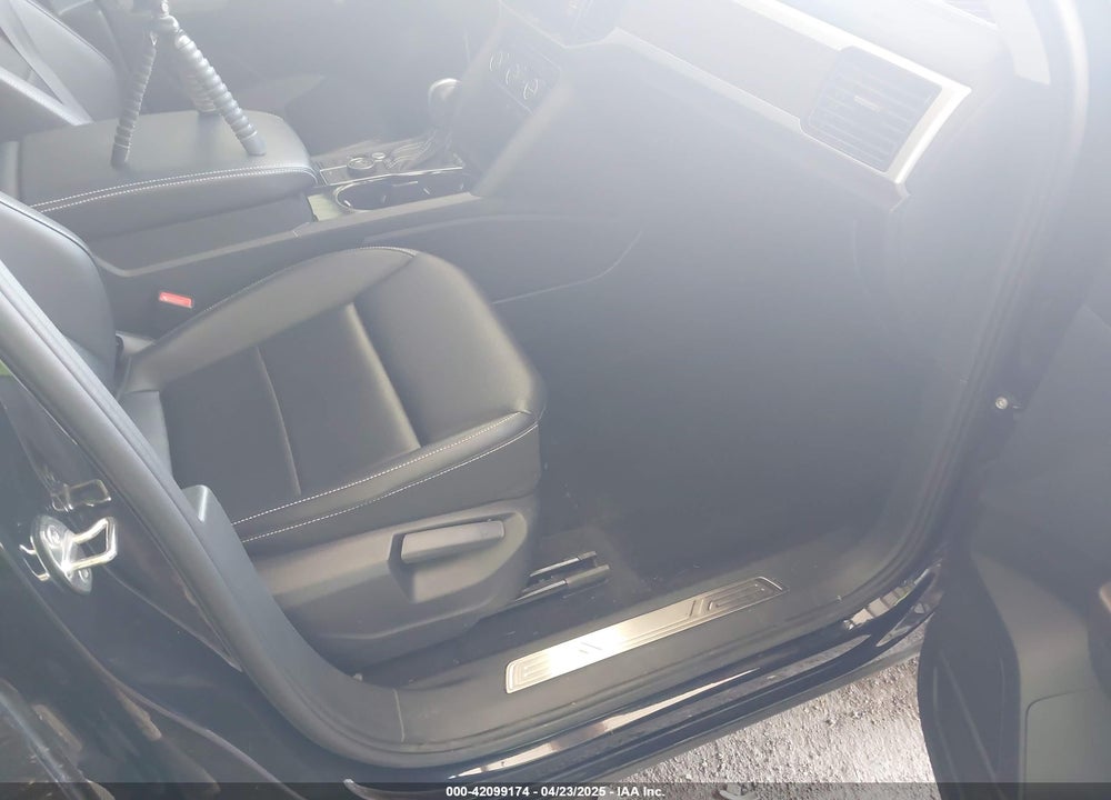 2022 VOLKSWAGEN ATLAS VIN: 1V2KR2CA8NC550050