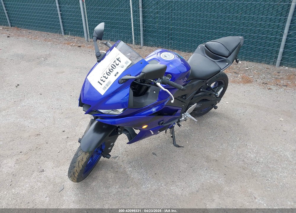 2020 YAMAHA YZFR3 VIN: MH3RH17Y9LK003524
