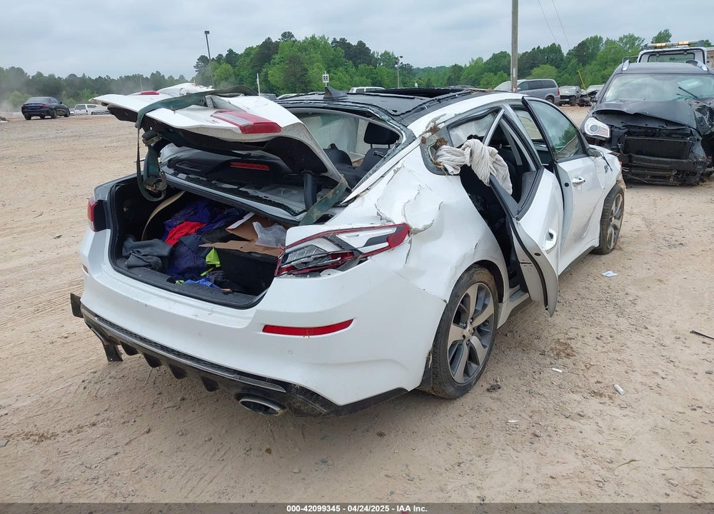 2019 KIA OPTIMA VIN: 5XXGT4L3XKG366276
