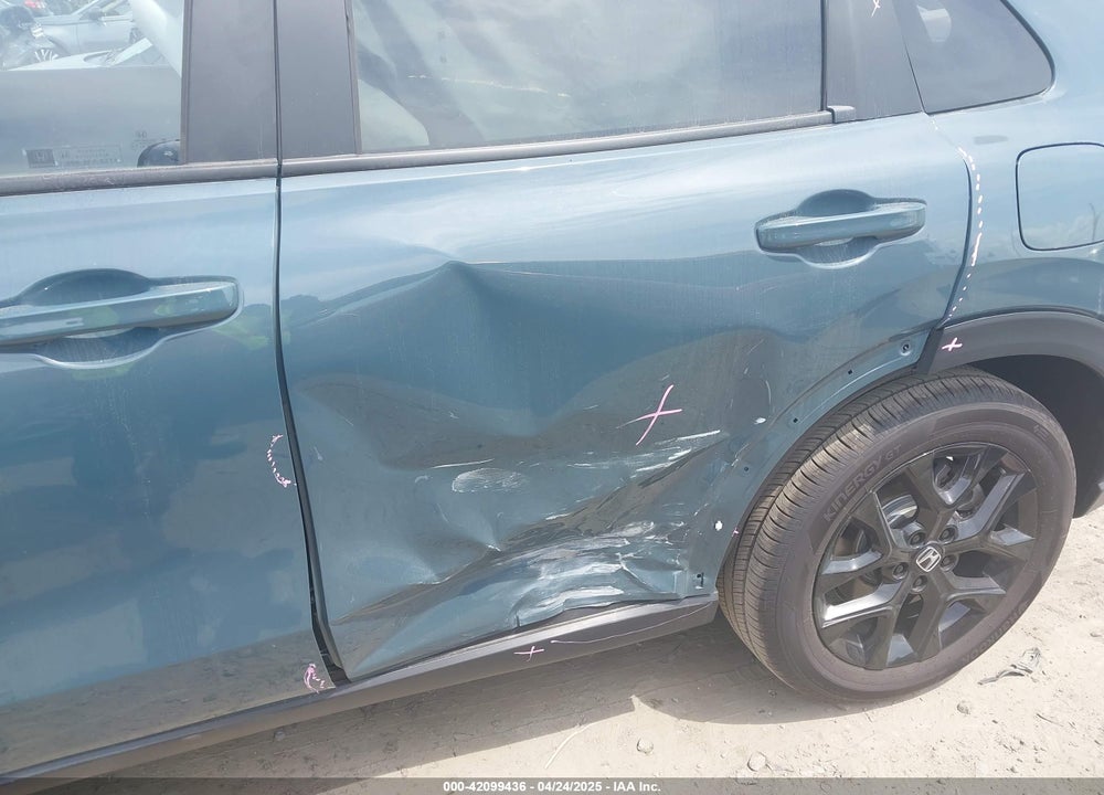 2025 HONDA HR-V VIN: 3CZRZ1H57SM721056