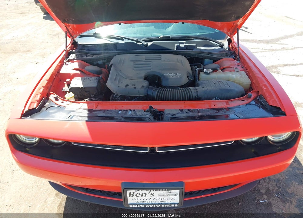 2017 DODGE CHALLENGER SXT PLUS VIN: 2C3CDZAG8HH640163