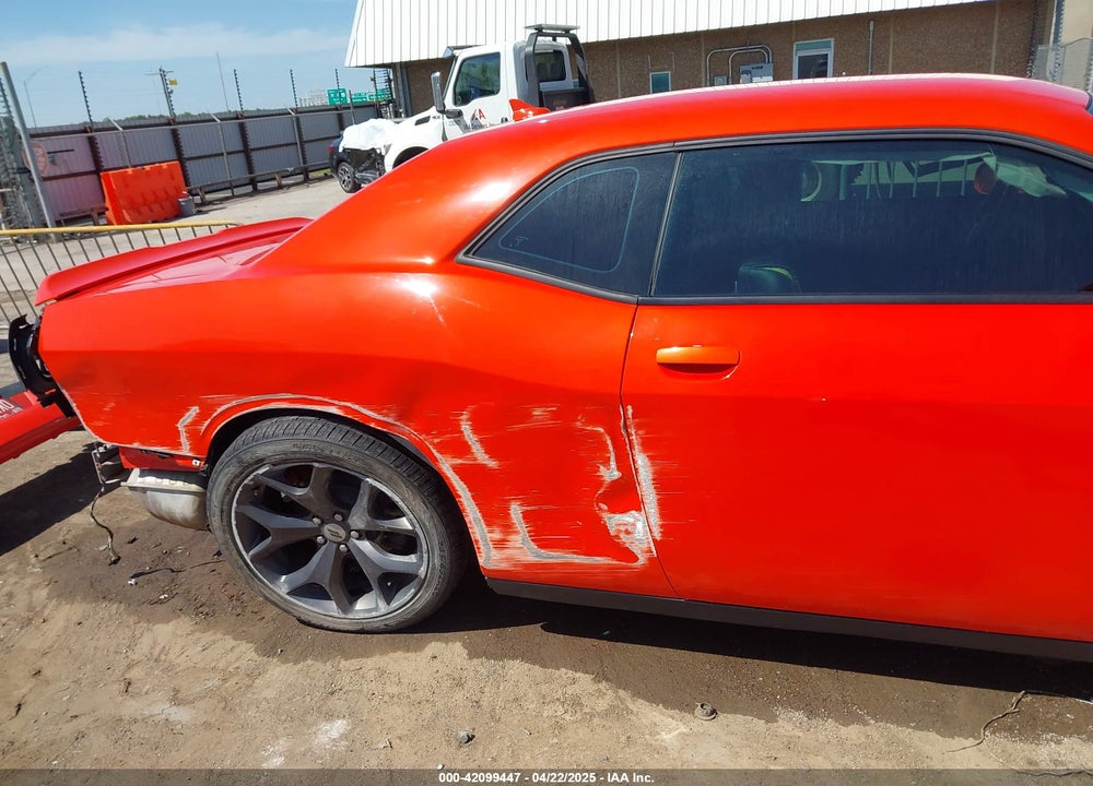 2017 DODGE CHALLENGER SXT PLUS VIN: 2C3CDZAG8HH640163
