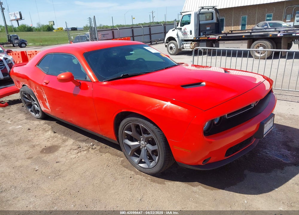 2017 DODGE CHALLENGER SXT PLUS VIN: 2C3CDZAG8HH640163