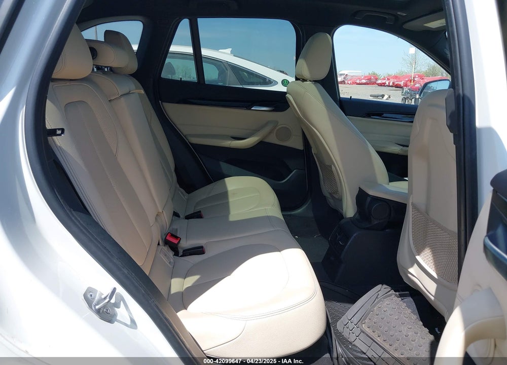2018 BMW X1 XDRIVE28I VIN: WBXHT3C39J5F91912