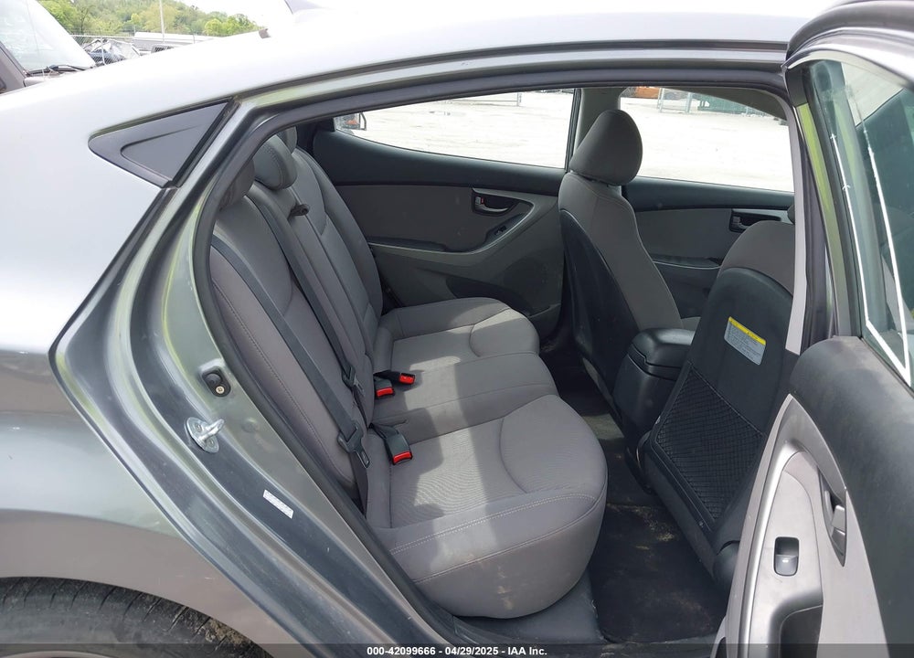 2016 HYUNDAI ELANTRA SE VIN: KMHDH4AE6GU633838