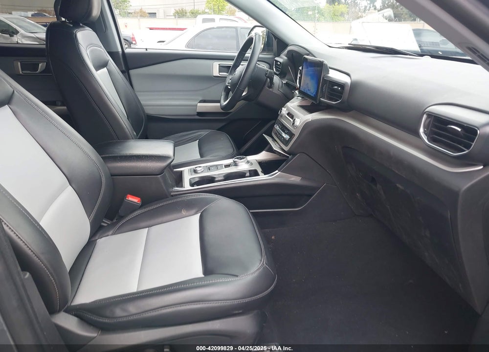 2023 FORD EXPLORER VIN: 1FMSK8DH6PGB42738