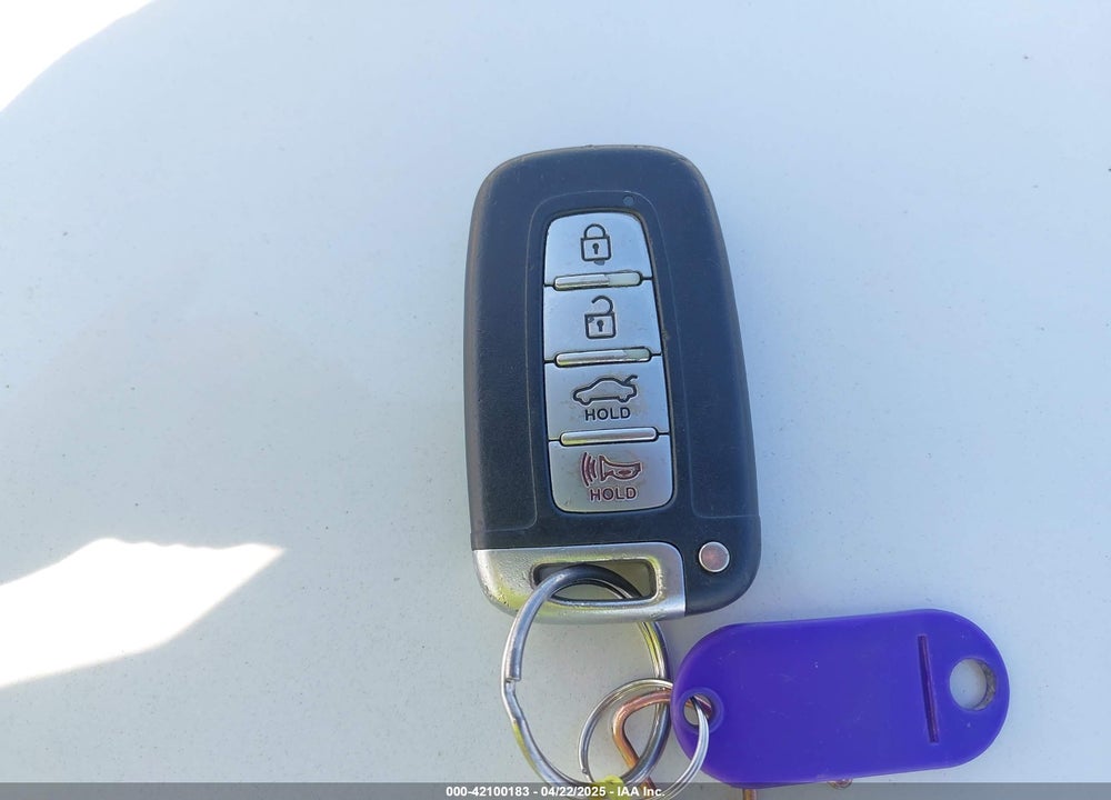2012 HYUNDAI SONATA HYBRID VIN: KMHEC4A41CA054925