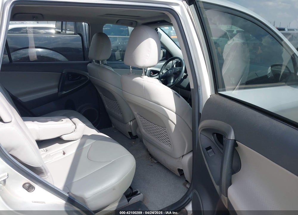 2011 TOYOTA RAV4 LIMITED VIN: 2T3YF4DVXBW090187
