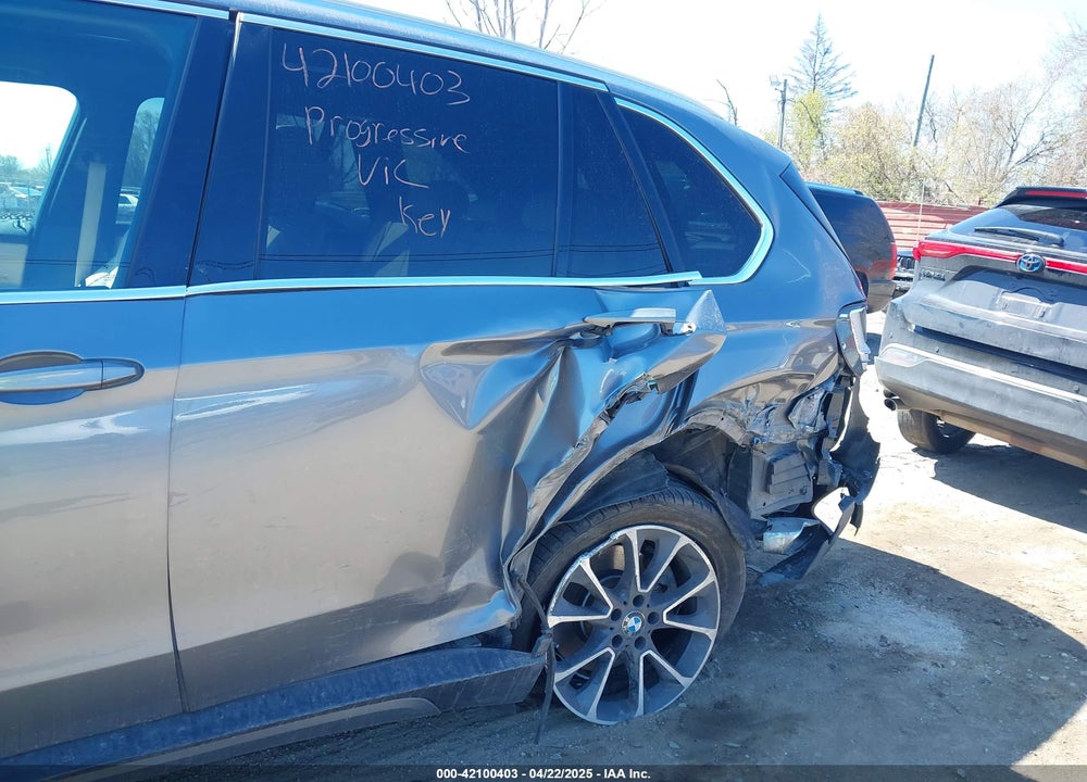 2017 BMW X5 VIN: 5UXKR6C34H0J85459