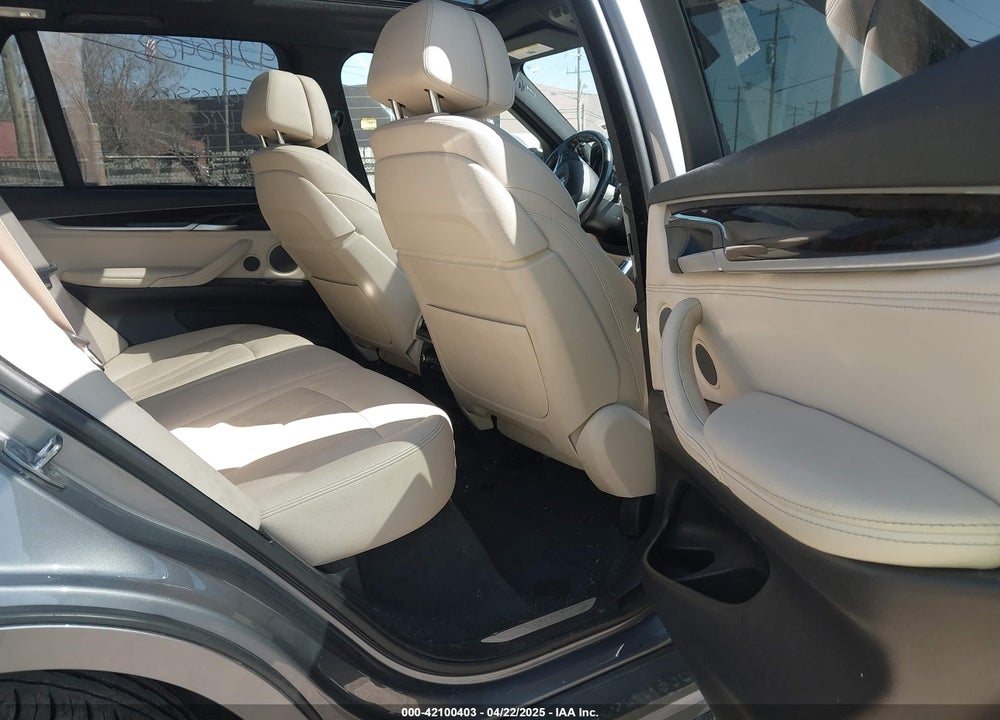 2017 BMW X5 VIN: 5UXKR6C34H0J85459
