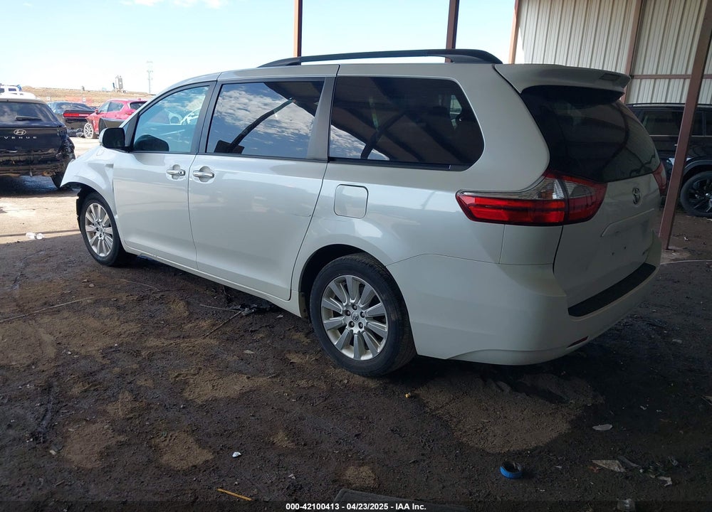 2015 TOYOTA SIENNA XLE 7 PASSENGER VIN: 5TDDK3DC9FS114814
