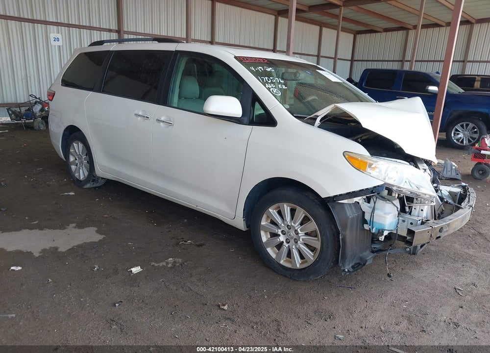 2015 TOYOTA SIENNA XLE 7 PASSENGER VIN: 5TDDK3DC9FS114814