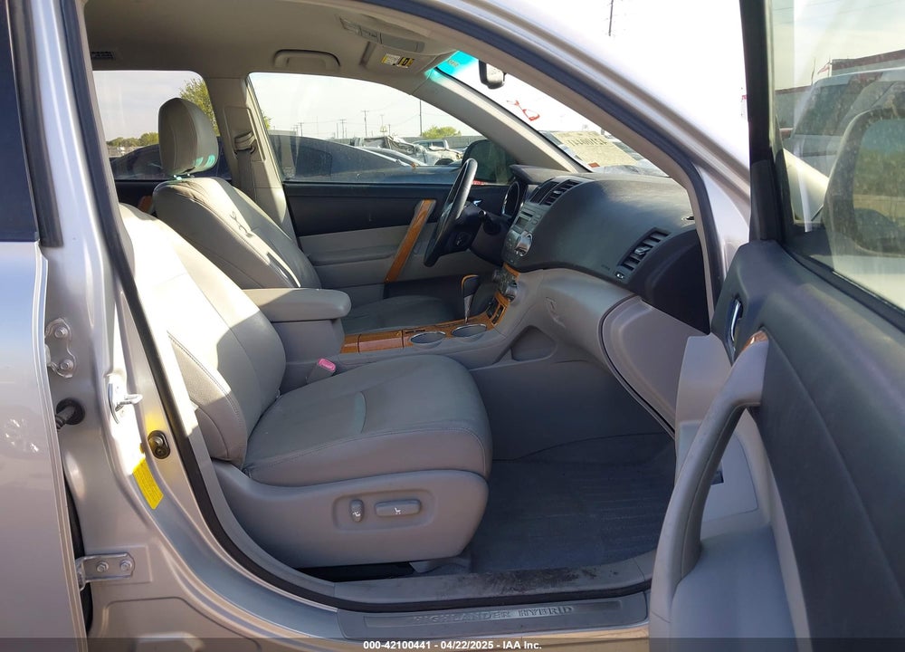 2008 TOYOTA HIGHLANDER HYBRID VIN: JTEEW44A582023896
