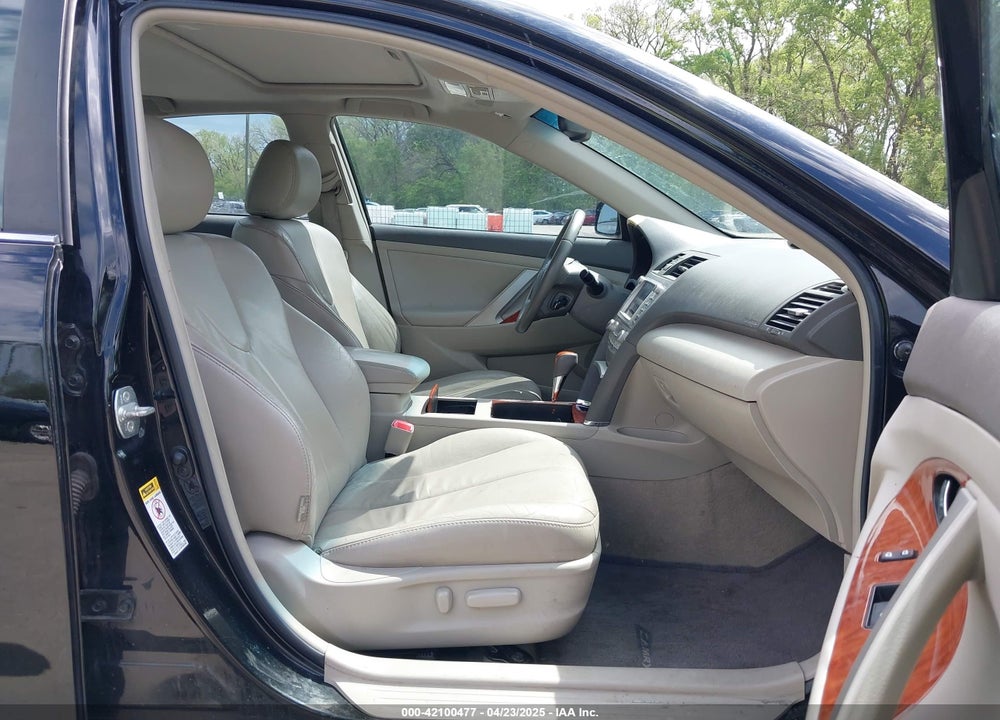 2011 TOYOTA CAMRY XLE V6 VIN: 4T1BK3EK8BU118397
