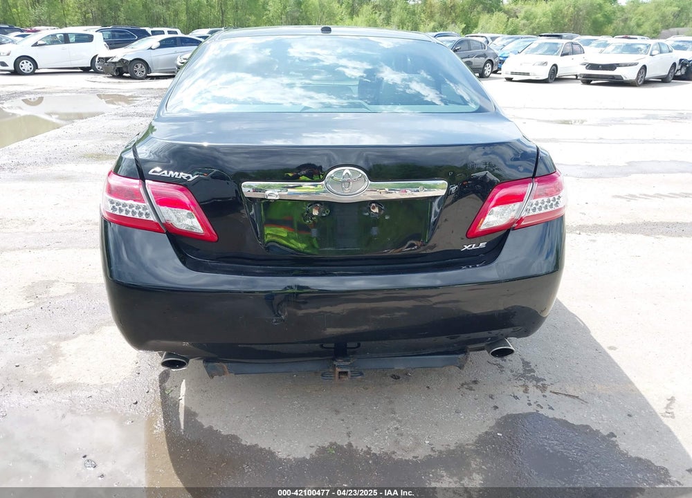 2011 TOYOTA CAMRY XLE V6 VIN: 4T1BK3EK8BU118397