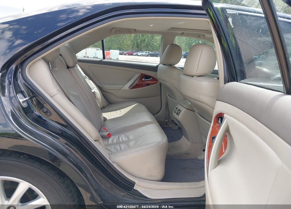 2011 TOYOTA CAMRY XLE V6 VIN: 4T1BK3EK8BU118397
