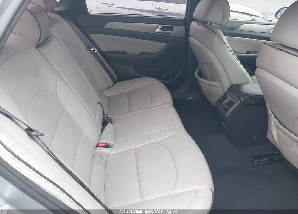 2015 HYUNDAI SONATA VIN: 5NPE34AB6FH148007