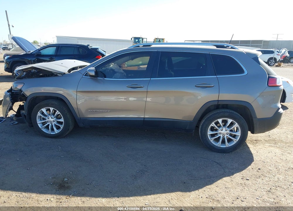 2019 JEEP CHEROKEE VIN: 1C4PJLCB2KD474165