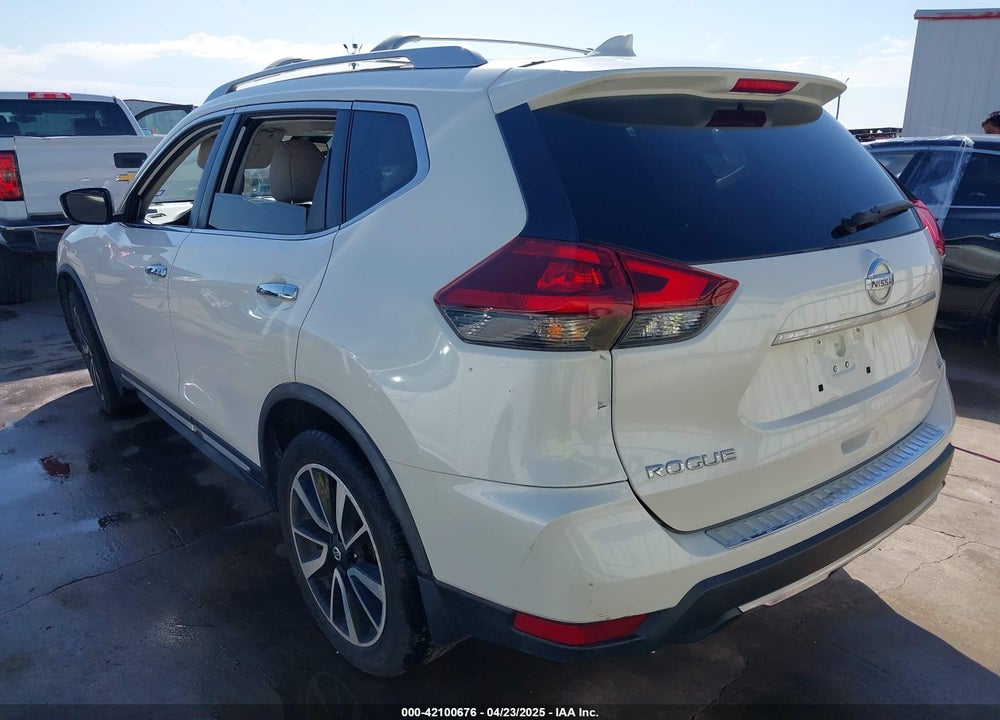 2018 NISSAN ROGUE SL VIN: JN8AT2MT2JW468813