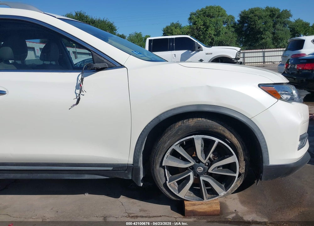 2018 NISSAN ROGUE SL VIN: JN8AT2MT2JW468813