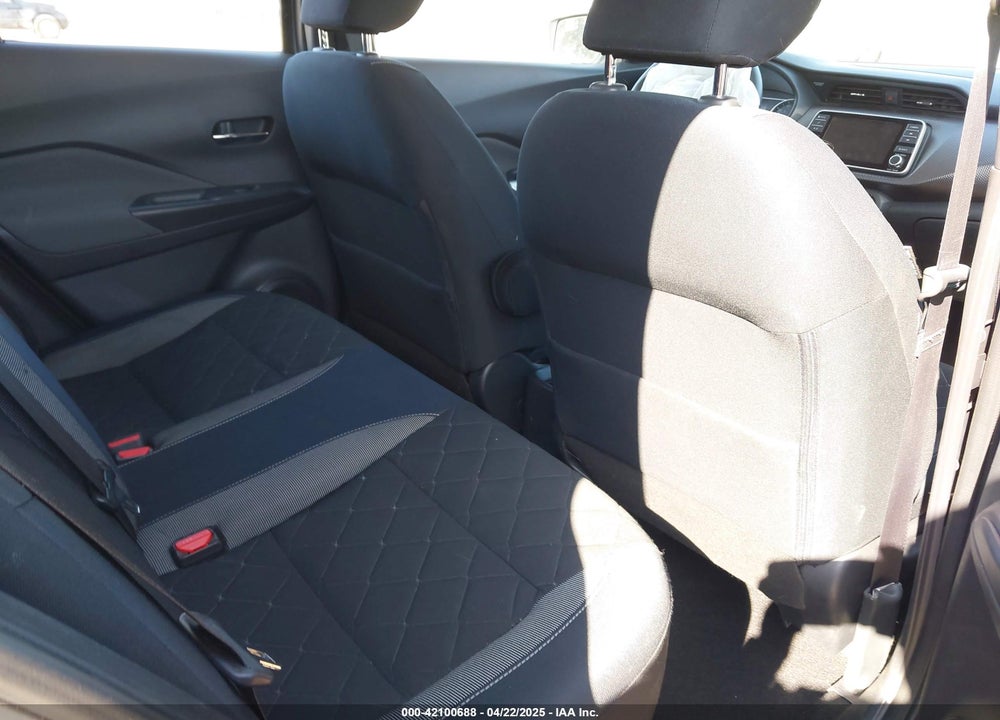 2018 NISSAN KICKS VIN: 3N1CP5CU5JL497722