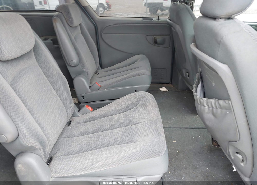 2005 DODGE GRAND CARAVAN SE VIN: 1D4GP24R05B355750