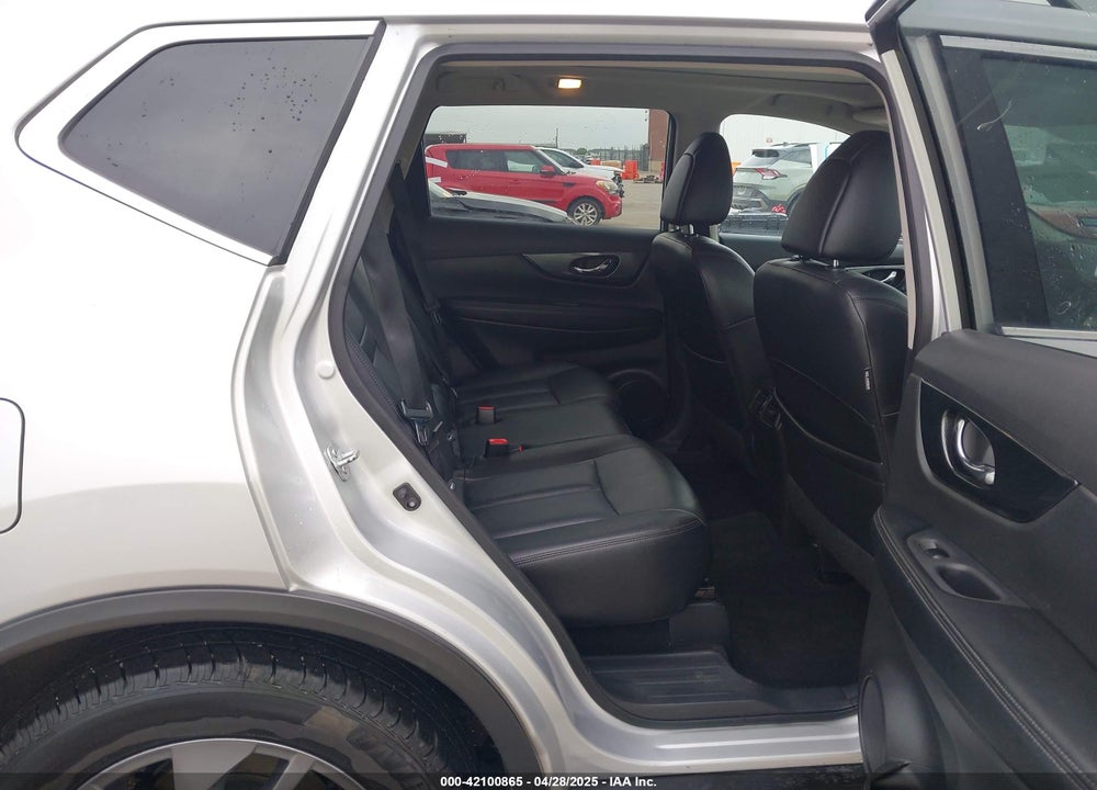 2016 NISSAN ROGUE SL VIN: 5N1AT2MT3GC829435