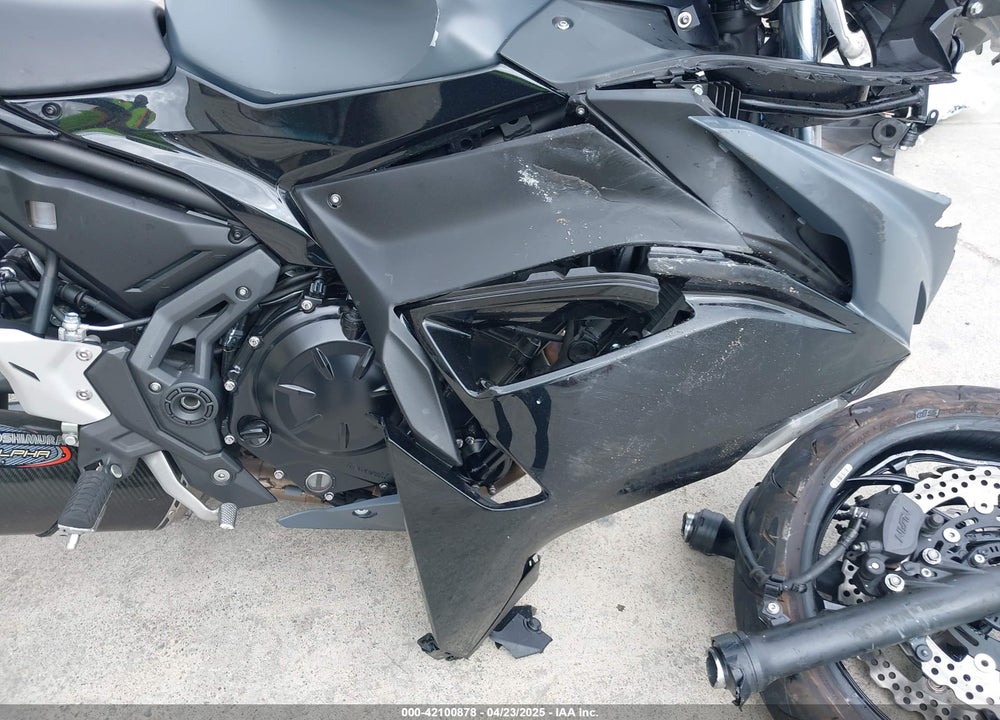 2024 KAWASAKI EX650 P VIN: ML5EXEP10RDAC3208