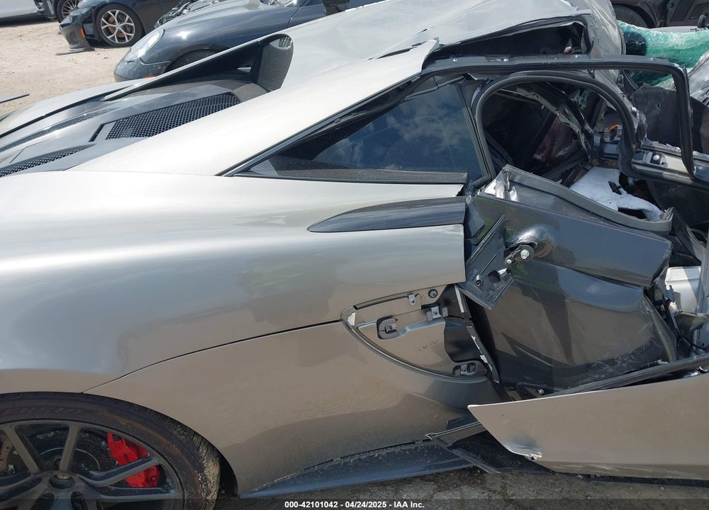 2017 MCLAREN 570S VIN: SBM13DAA5HW003499