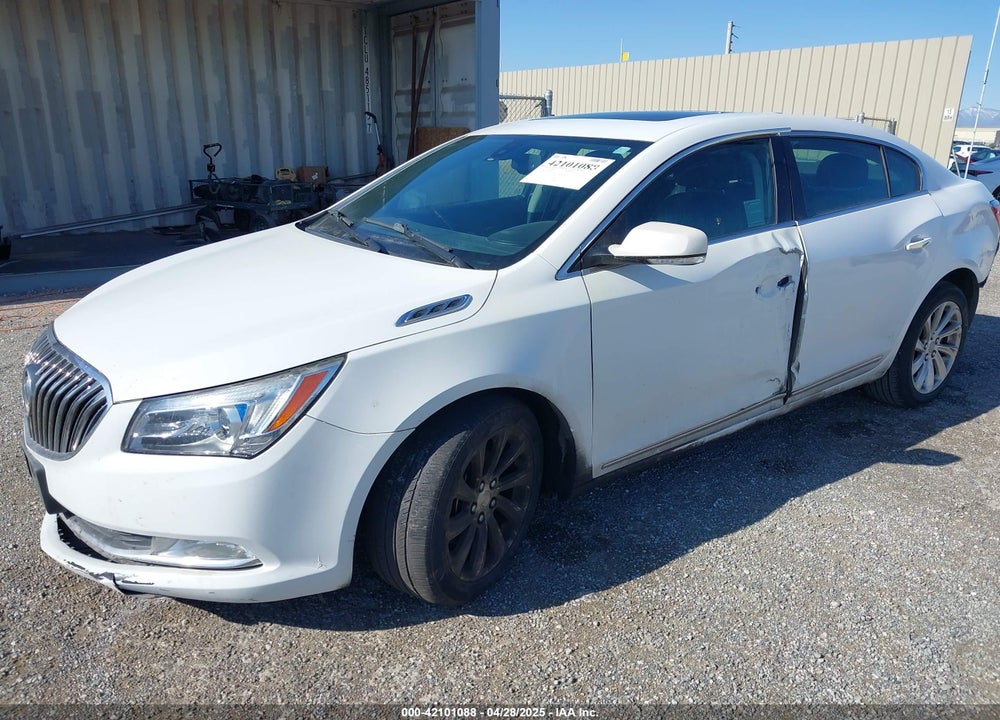 2015 BUICK LACROSSE VIN: 1G4GB5G33FF298132
