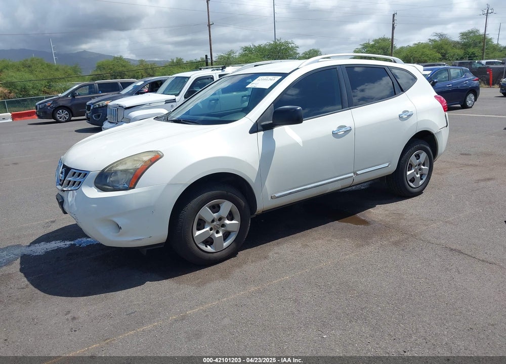 2014 NISSAN ROGUE SELECT S VIN: JN8AS5MT8EW619910