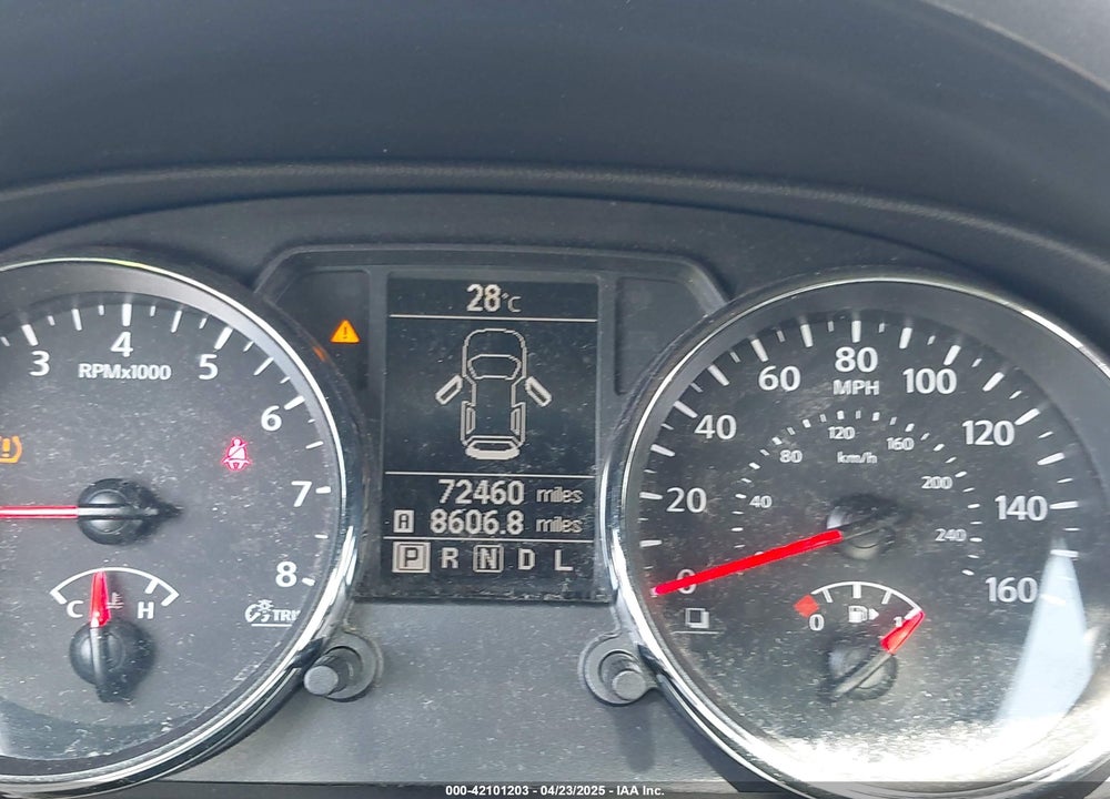 2014 NISSAN ROGUE SELECT S VIN: JN8AS5MT8EW619910