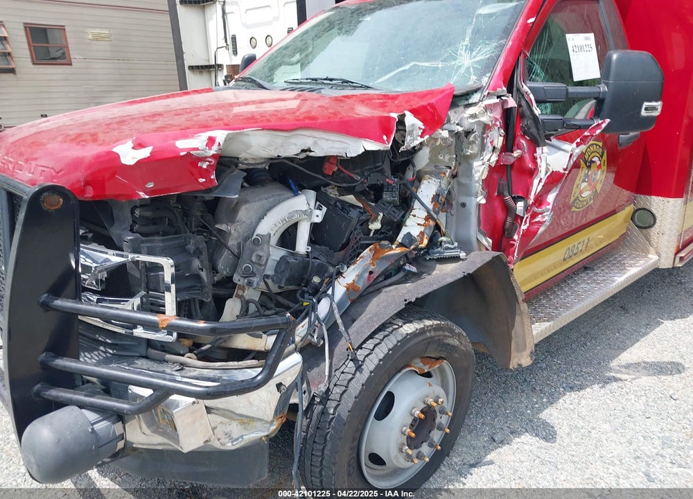 2018 FORD F-450 CHASSIS VIN: 1FDUF4HT2JEC14008