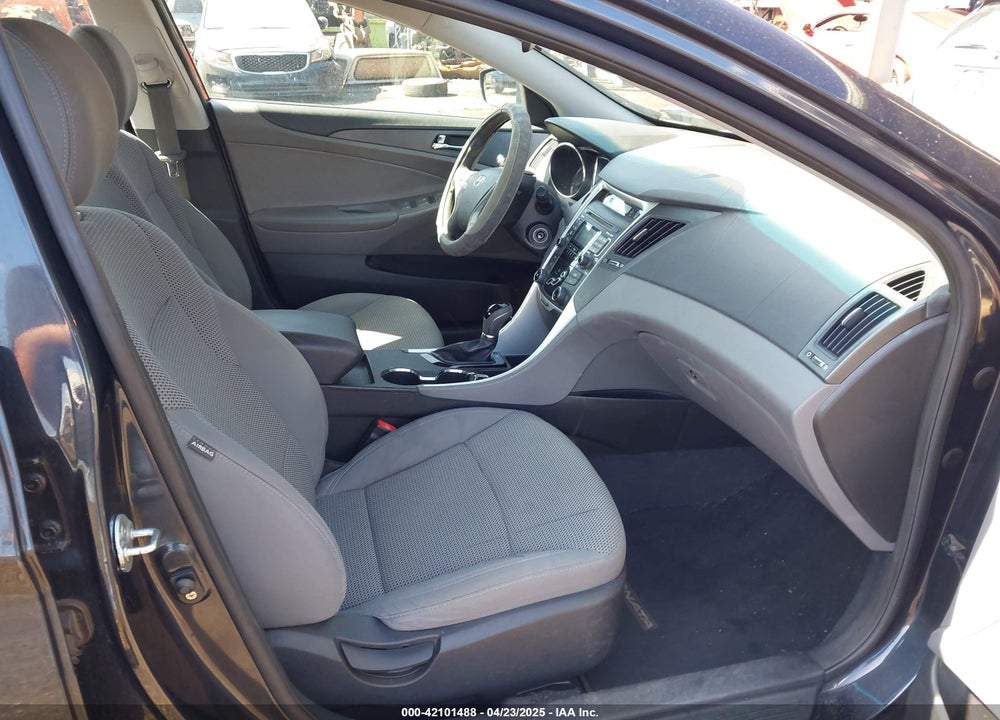 2011 HYUNDAI SONATA GLS VIN: 5NPEB4AC3BH205074