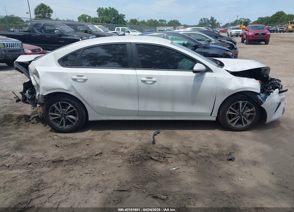 2024 KIA FORTE VIN: 3KPF24AD9RE724254