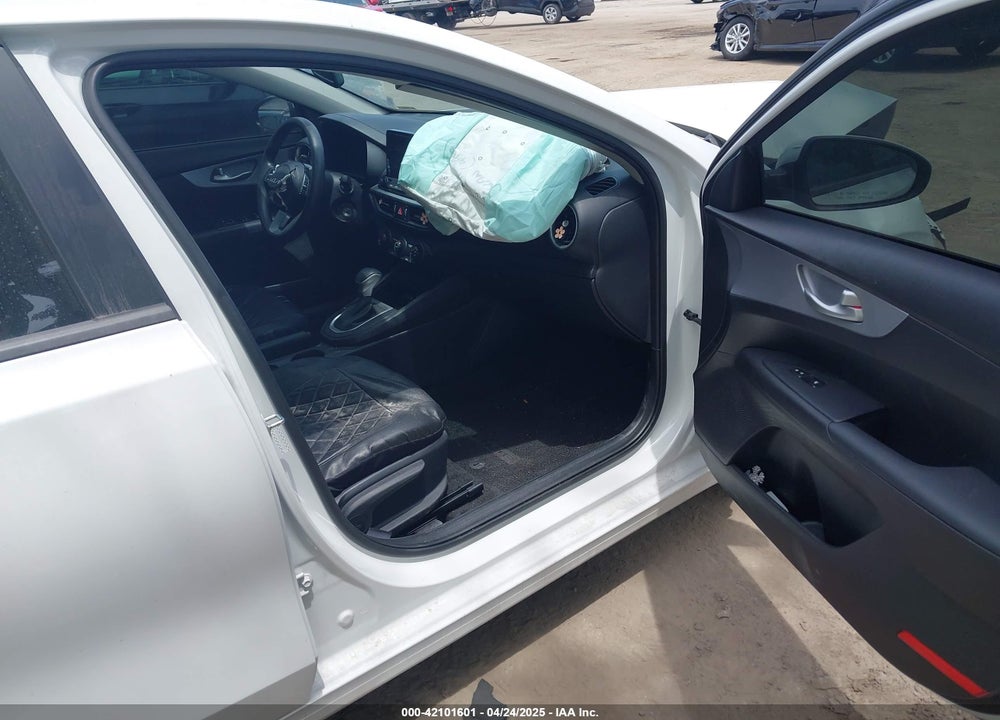 2024 KIA FORTE VIN: 3KPF24AD9RE724254