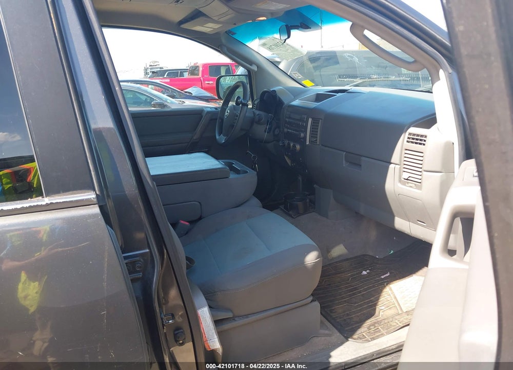 2005 NISSAN TITAN VIN: 1N6AA07B35N553838