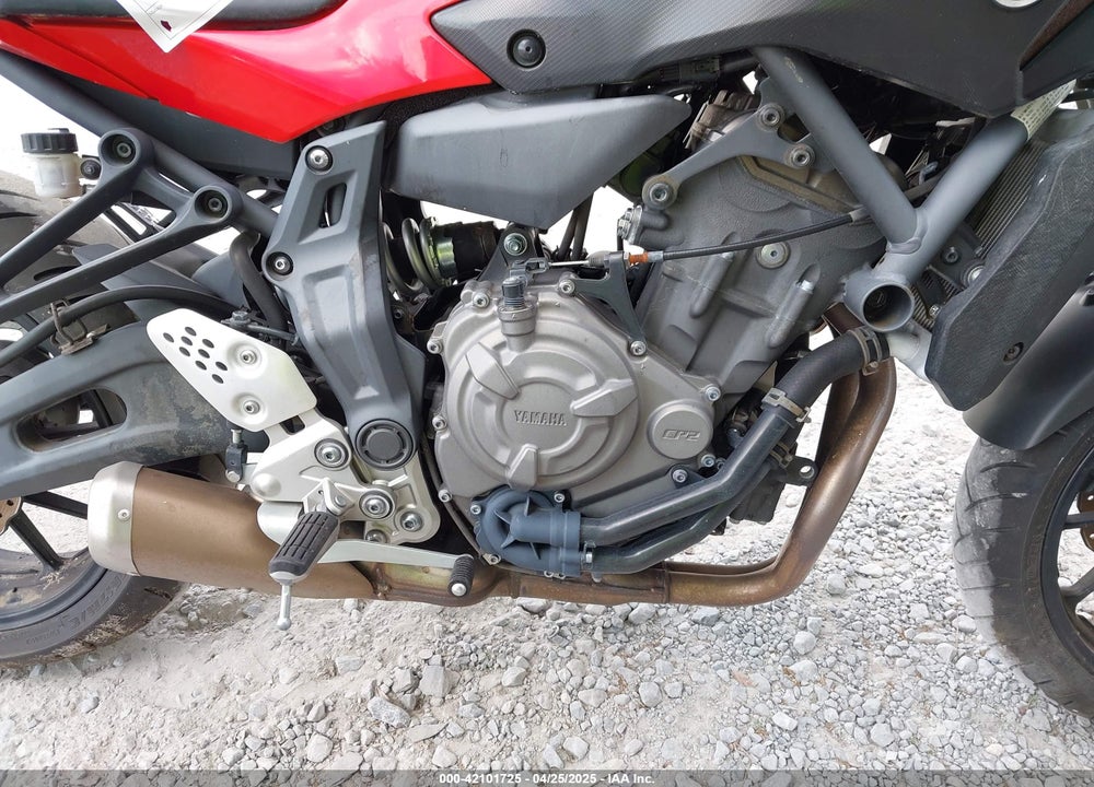 2017 YAMAHA FZ07 VIN: JYARM06E7HA011660