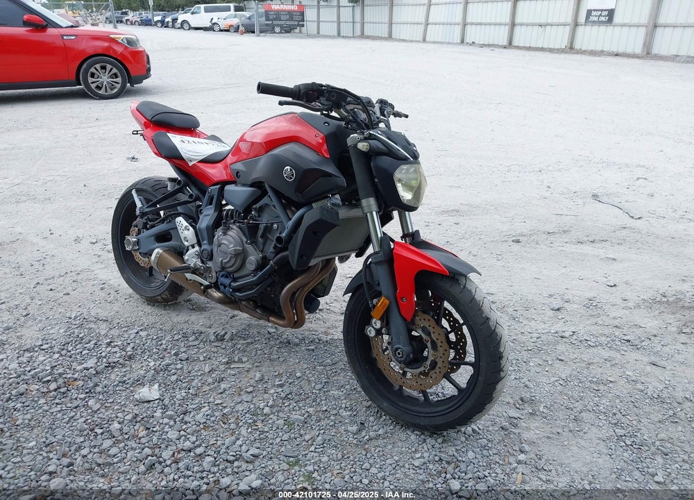 2017 YAMAHA FZ07 VIN: JYARM06E7HA011660