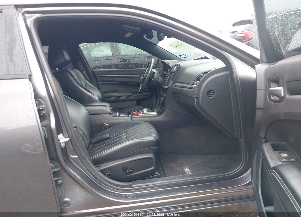 2015 CHRYSLER 300 300S VIN: 2C3CCABG1FH872331