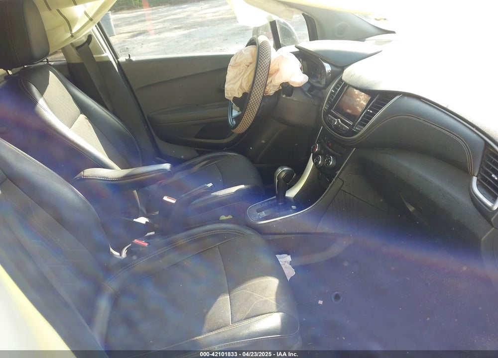 2019 CHEVROLET TRAX VIN: 3GNCJLSB0KL233562